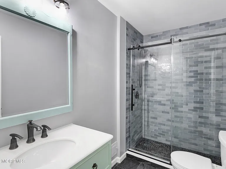 6 Stowe Ct — Photo 20