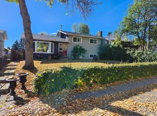 8555 N Addison Pl SE, Calgary, AB T2H 1R6