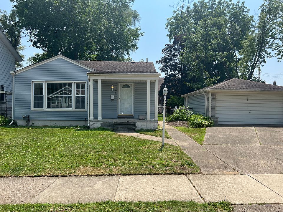 1st image of 220 Marlin Ave