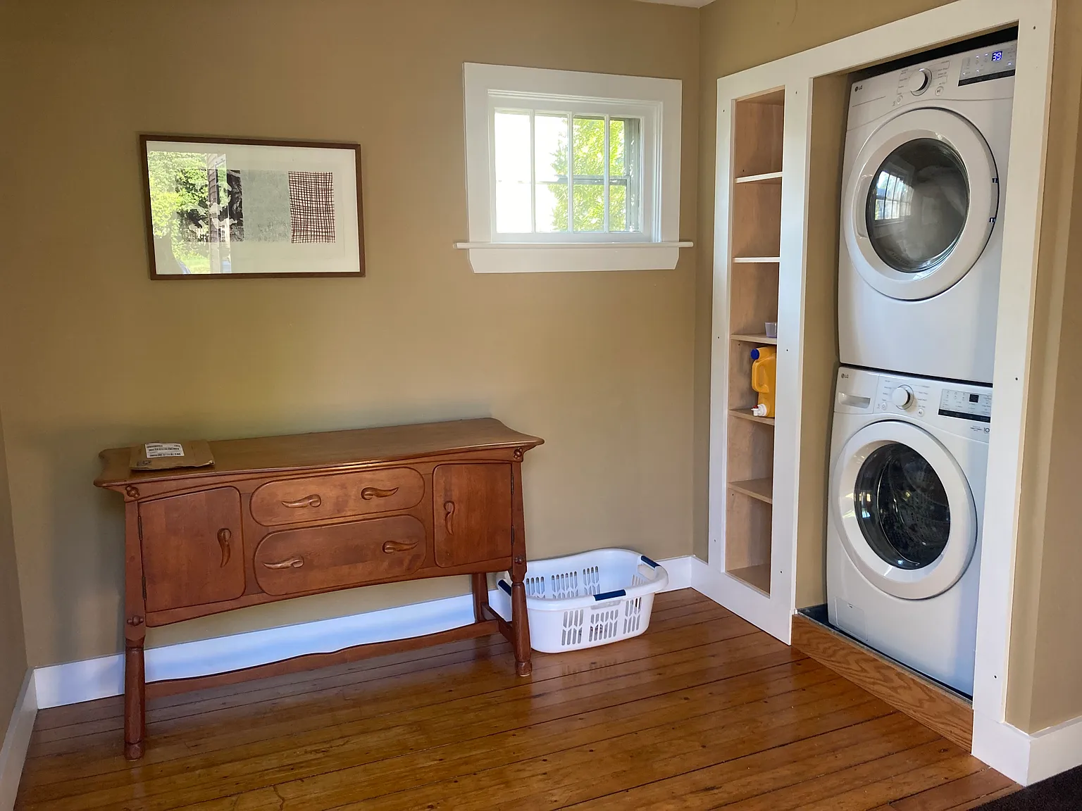2 bed, 1200 sqft, $3,400 — Photo 2