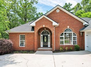 8315 Lady Slipper Rd, Chattanooga, TN 37421