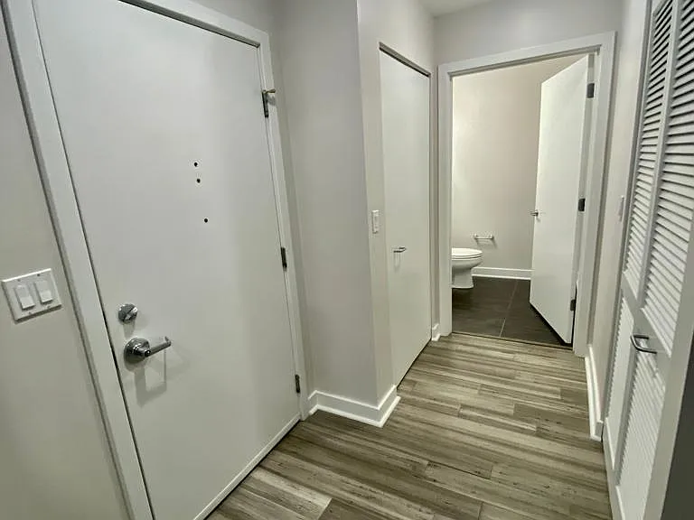 901 W Madison St #912 — Photo 2
