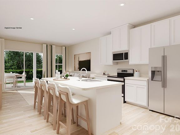 2nd image of 205 Hibiscus Dr