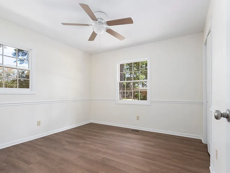 632 Rock Spring Rd — Photo 27