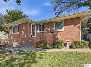 2615 S 15th St, Omaha, NE 68108