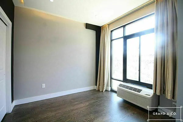 Rented by Grand & Co. | media 9