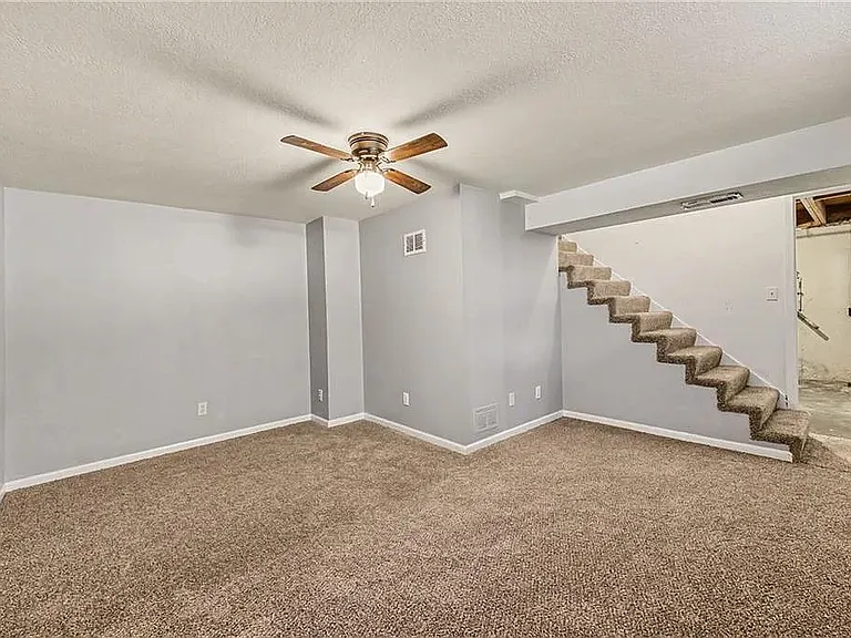 3522 NE 72nd St — Photo 3