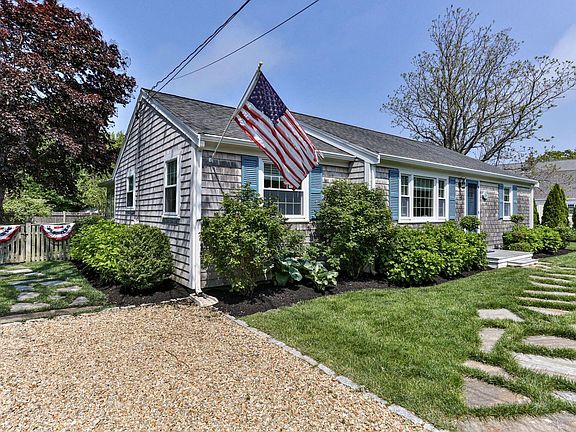 3rd image of 15 Glen Road