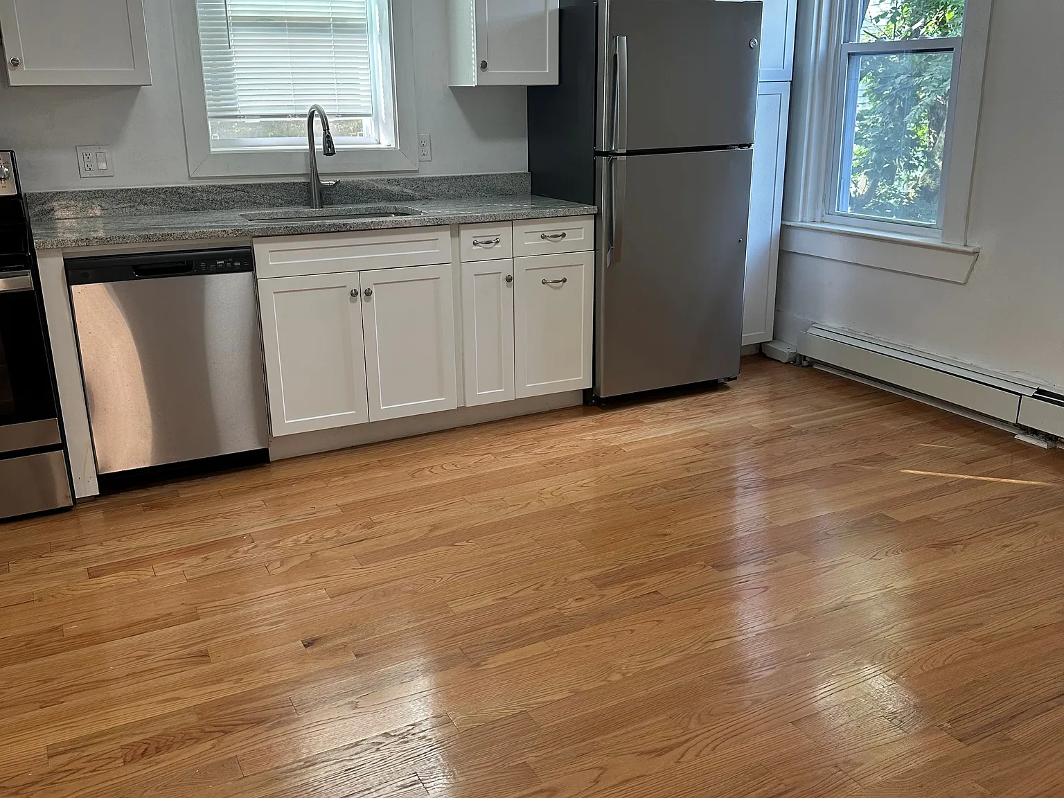1 bed, $2,381 — Photo 4