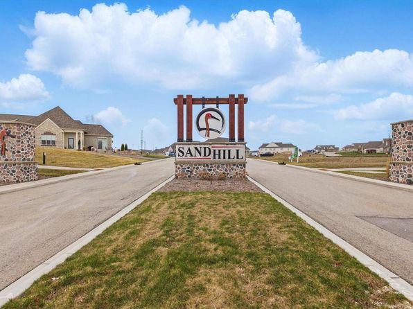 1507 Sandhill BOULEVARD, Hartland, WI 53029