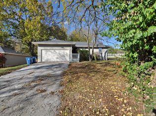2365 E Southview St, Ozark, MO 65721