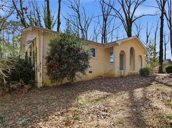 595 Sheppard Rd, Stone Mountain, GA 30083