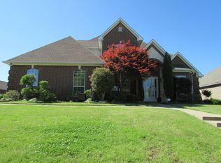 12 Briarwood Cir, Texarkana, TX 75503