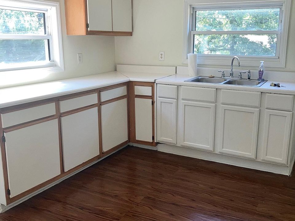 912 Franklin St, Thomasville, NC 27360 Zillow