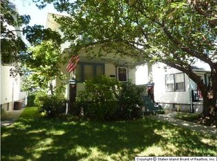 30 Mundy Ave, Staten Island, NY 10310