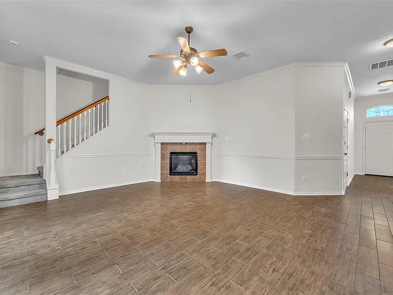 2614 Shady Acres Ct — Photo 8