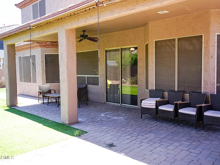 541 N Danielson Way — Photo 20