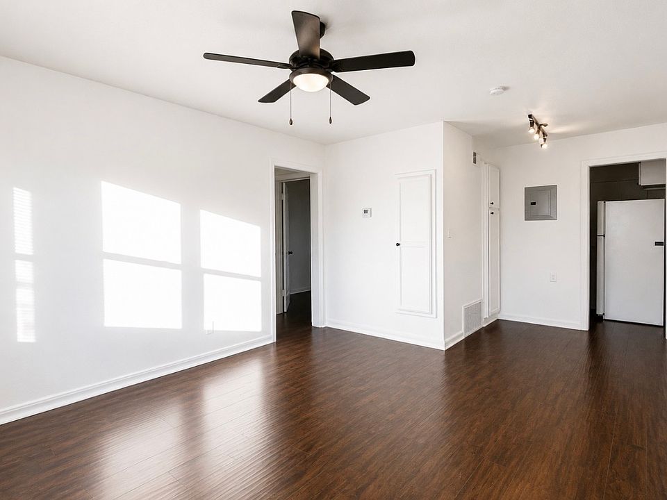 1st image of 1714 N Lindsay Ave APT 4