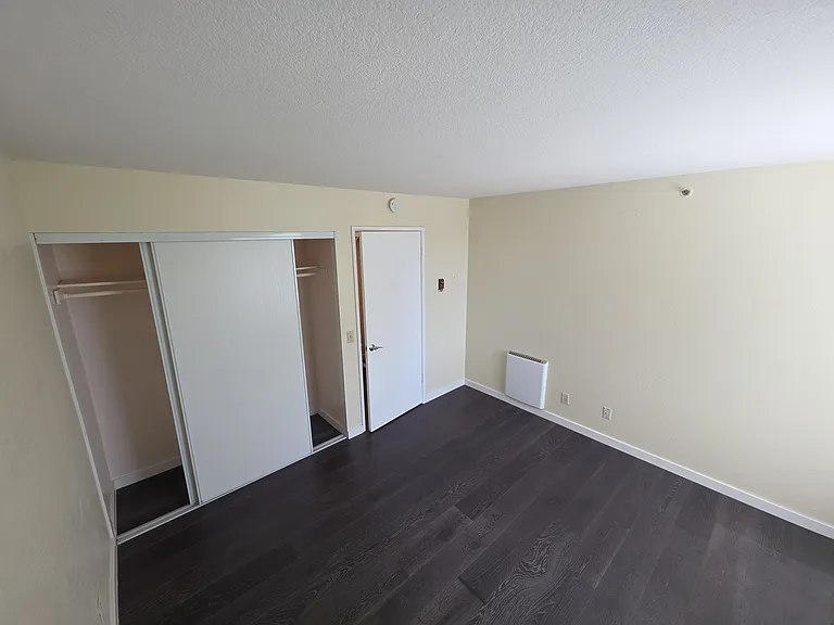 673 Royston Ln #234 — Photo 15