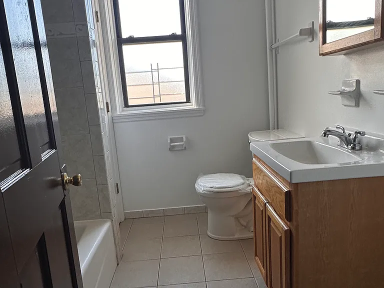 201 N Broadway #3S — Photo 8