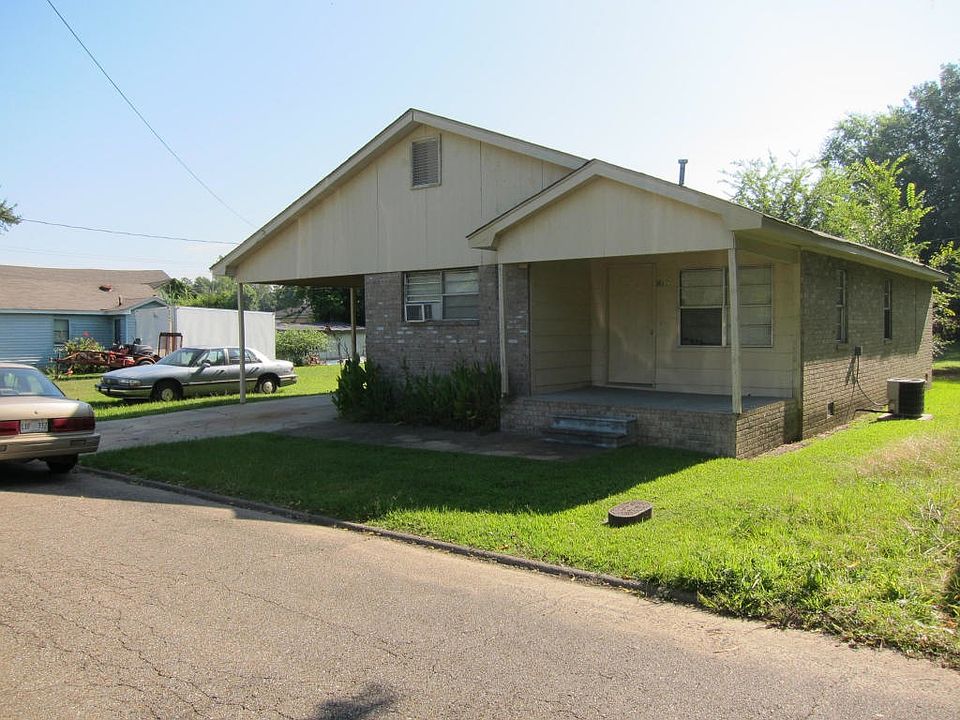 2nd image of 917 6th St S