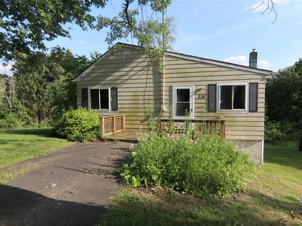 228 Pierce Hill Rd, Vestal, NY 13850