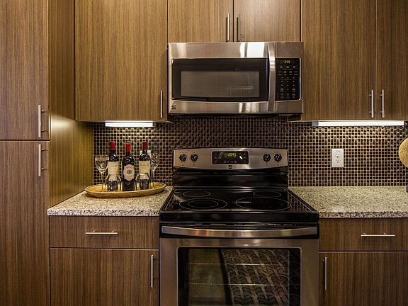 3rd image of 801 W Vickery Blvd #3071372