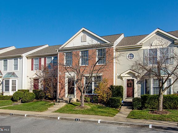 3rd image of 7943 Brightmeadow Ct