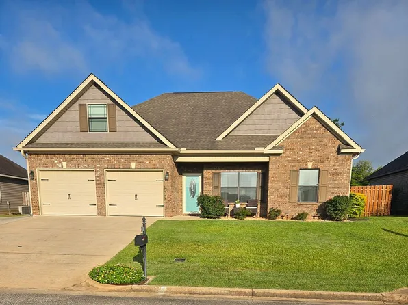303 Ponderosa Dr, Dothan, AL 36350