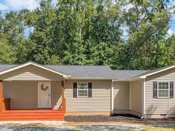 324 Old Canon Church Rd, Bowersville, GA 30516