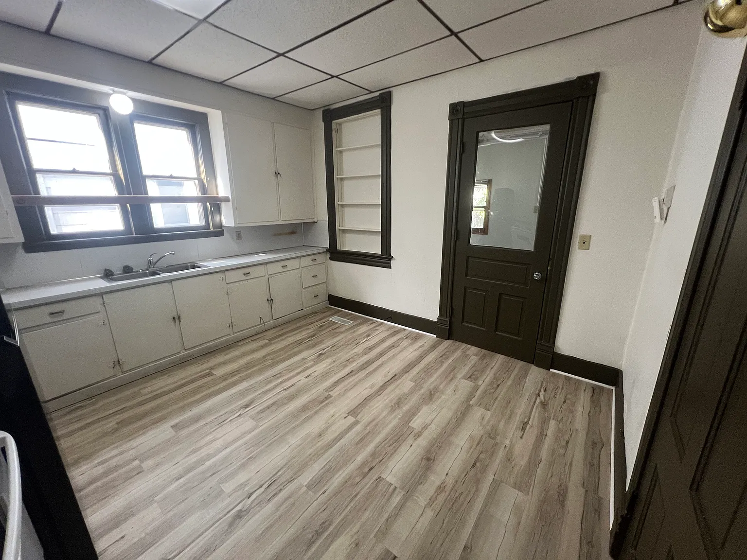 4 bed, $1,640 — Photo 3