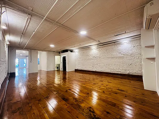 Rented by Building Equity Real Estate LLC | media 37