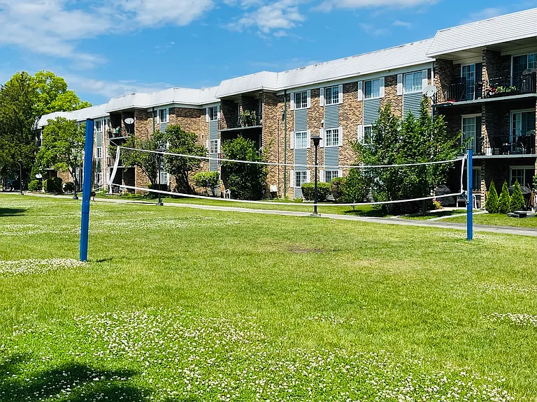 1511 N Windsor Dr #206 — Photo 12