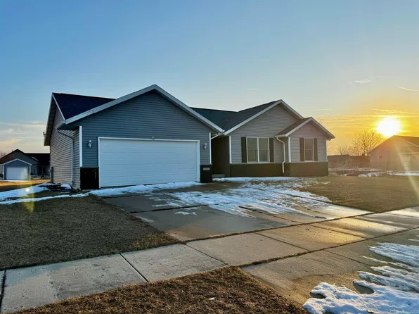 2611 Affirmed Ave, Janesville, WI 53546