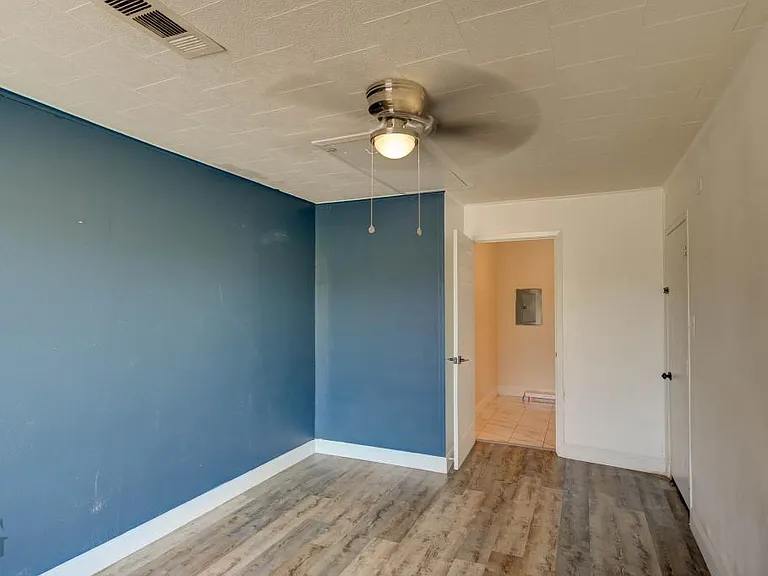 1312 Fox St — Photo 13