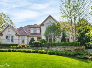 4110 Carlisle Dr, Crystal Lake, IL 60012