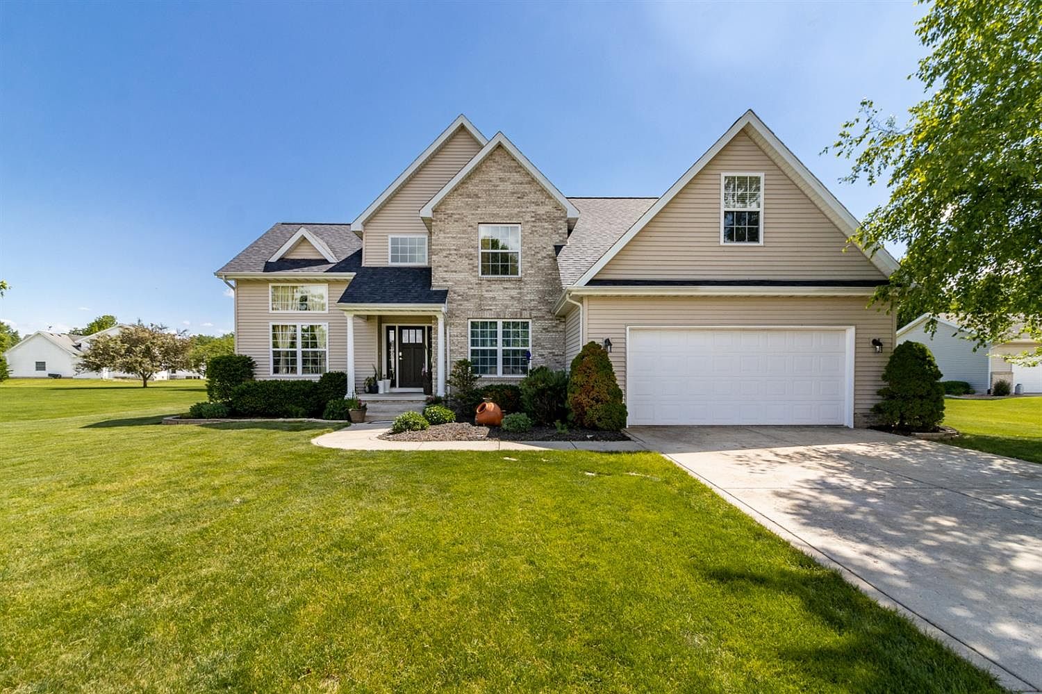 170 E Lee Dr, Kouts, IN 46347 Zillow