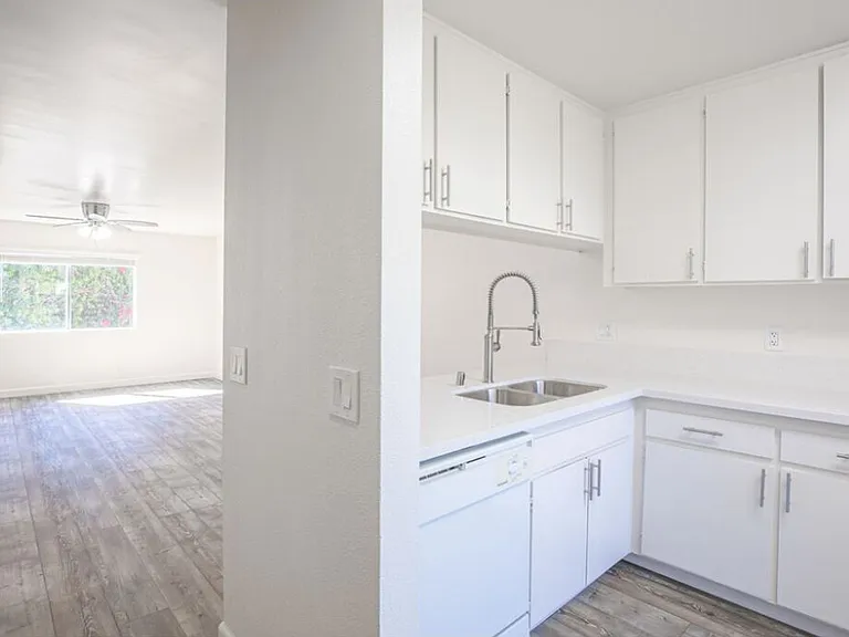 Orchard Villa Townhomes — Photo 16