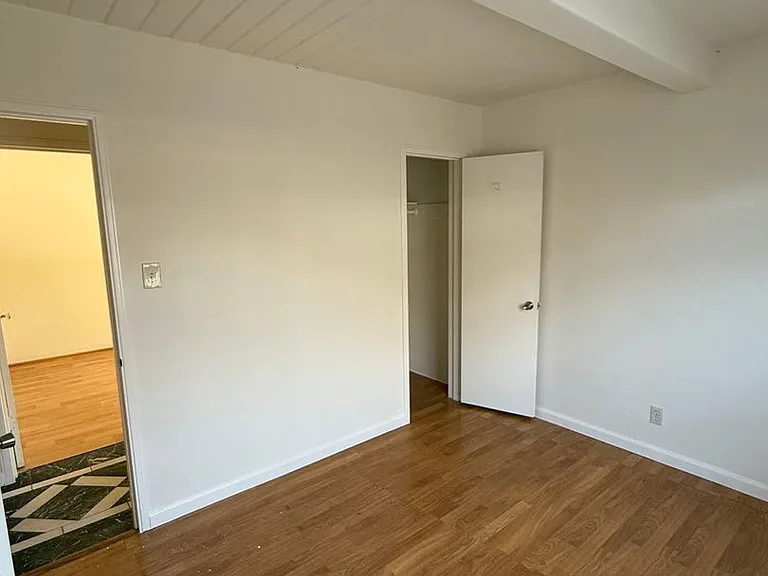 3893 Clough Ave — Photo 14