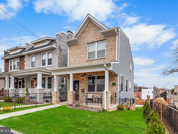 3rd image of 2405 Naylor Rd SE