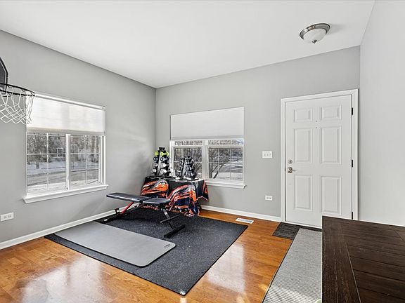 2nd image of 2662 Cesario Dr #2662
