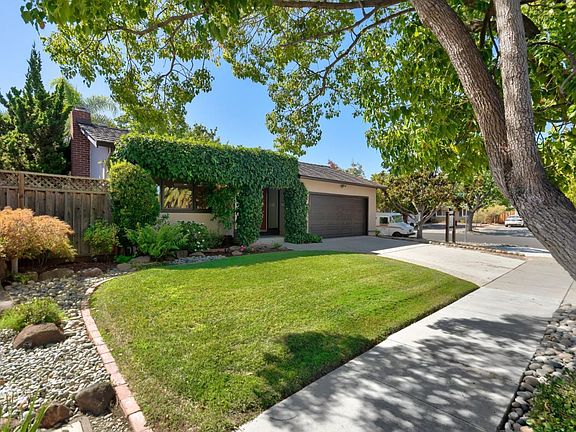 3rd image of 4007 Shona Ct