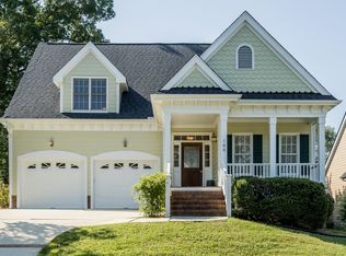 100 Dunvegan Ct, Apex, NC 27502