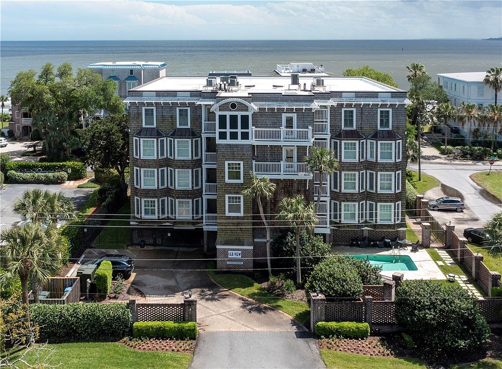 744 Ocean Blvd APT 202, Saint Simons Island, GA 31522 Zillow