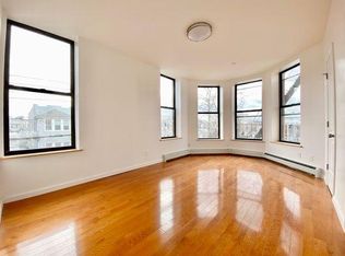 7550 61st St UNIT 1, Ridgewood, NY 11385