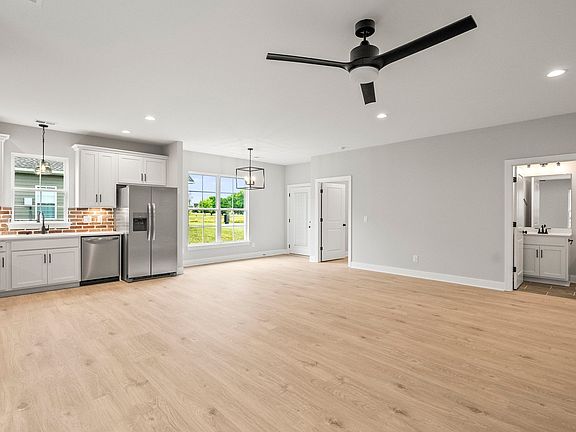 5th image of 2158 Rylee Way #43