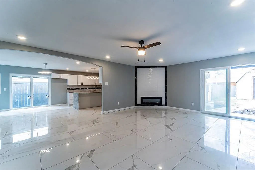 7 bed, 3900 sqft, $550 — Photo 1