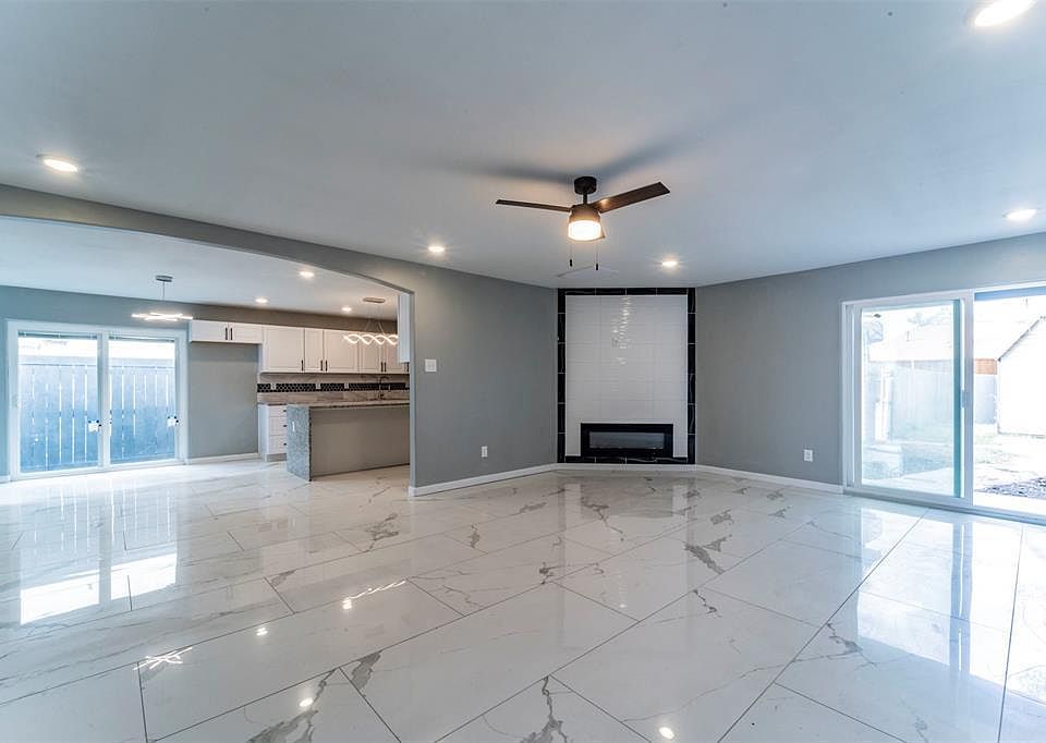1st image of 1104 Via Del Rey
