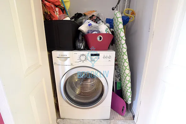 Rented by null | media 55