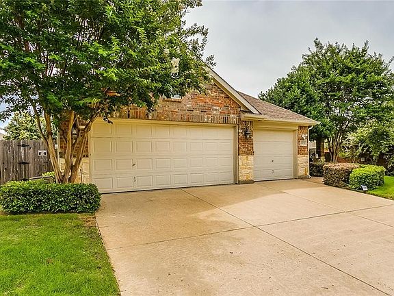 2nd image of 4905 Belladonna Dr